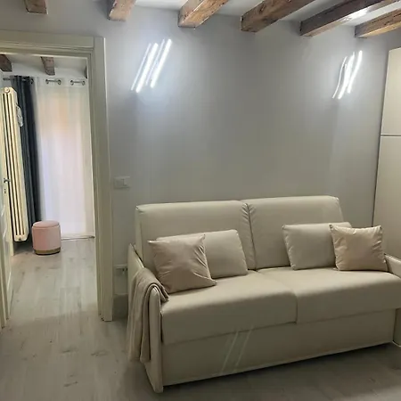 La Corticella Biennale Apartament